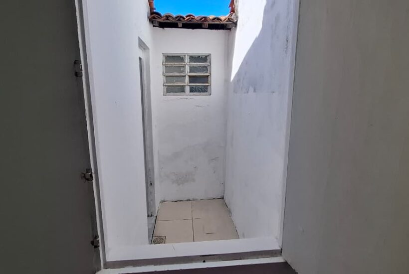 WhatsApp Image 2025-10-03 at 14.21.48 (2)