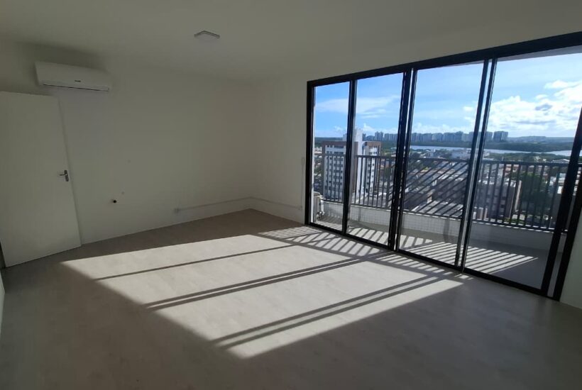 WhatsApp Image 2025-10-28 at 08.46.44 (1)