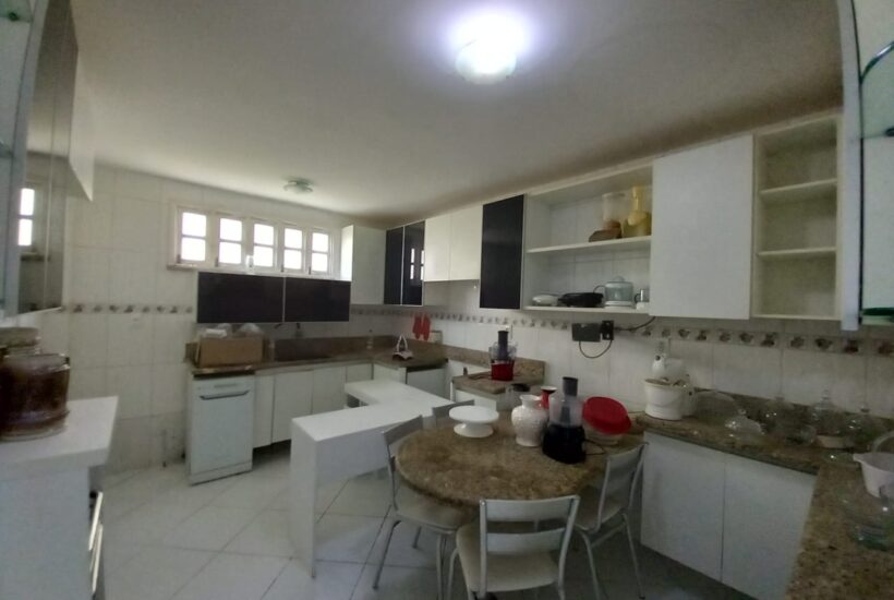 WhatsApp Image 2025-10-14 at 15.12.52 (1)