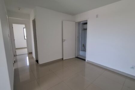 WhatsApp Image 2025-12-10 at 09.59.52 (1)